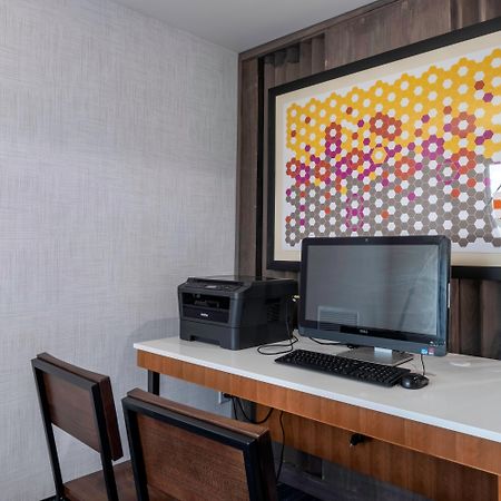 Holiday Inn Express Hotel & Suites Petersburg/Dinwiddie By Ihg מראה חיצוני תמונה
