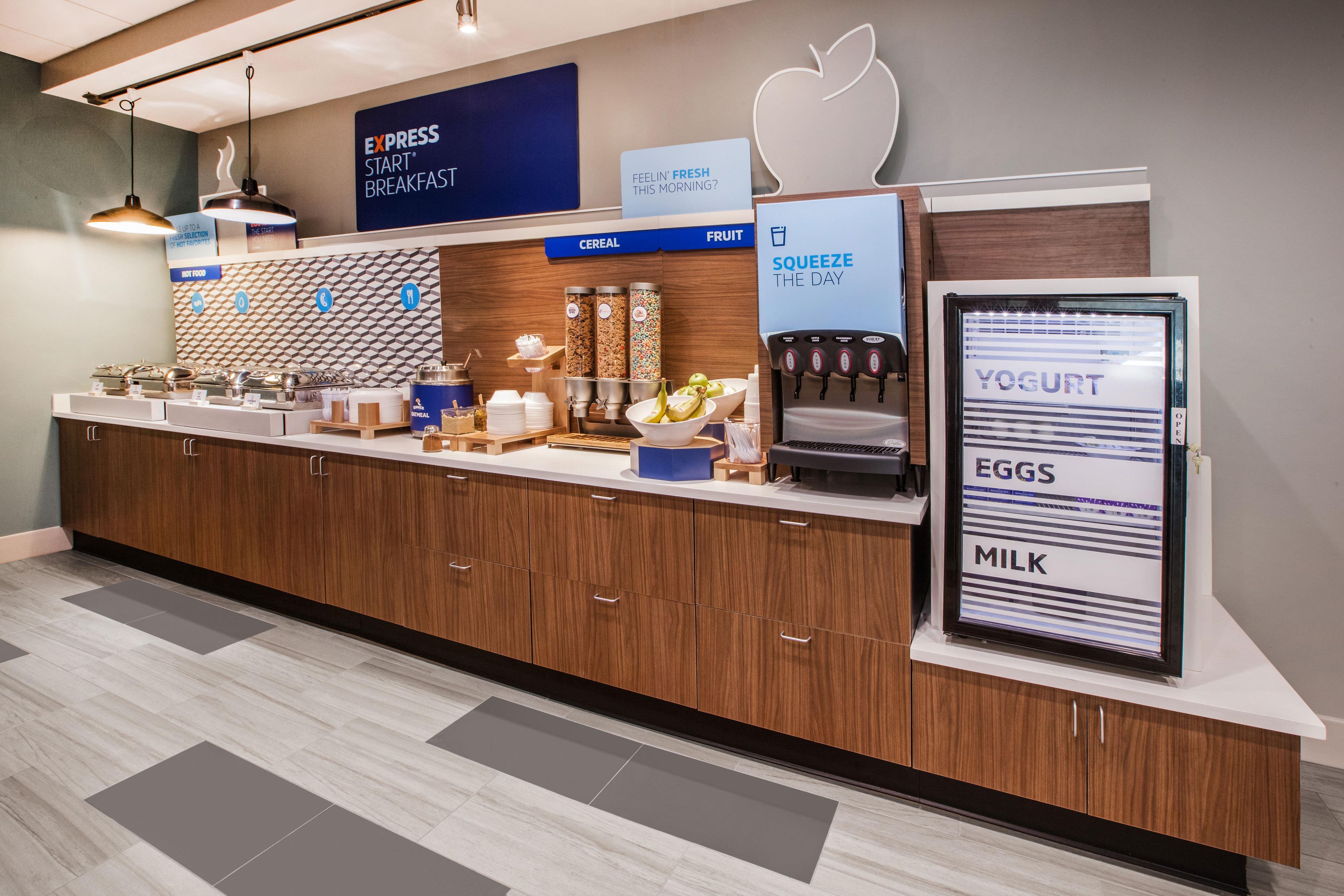 Holiday Inn Express Hotel & Suites Petersburg/Dinwiddie By Ihg מראה חיצוני תמונה