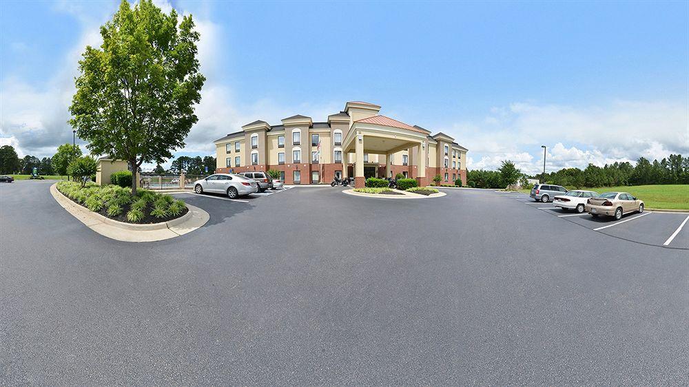 Holiday Inn Express Hotel & Suites Petersburg/Dinwiddie By Ihg מראה חיצוני תמונה